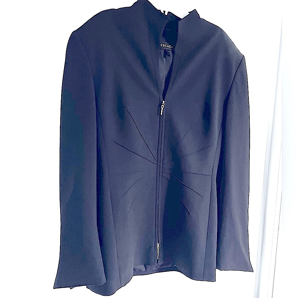 Escada Collarless Zip Front Blazer - Germany